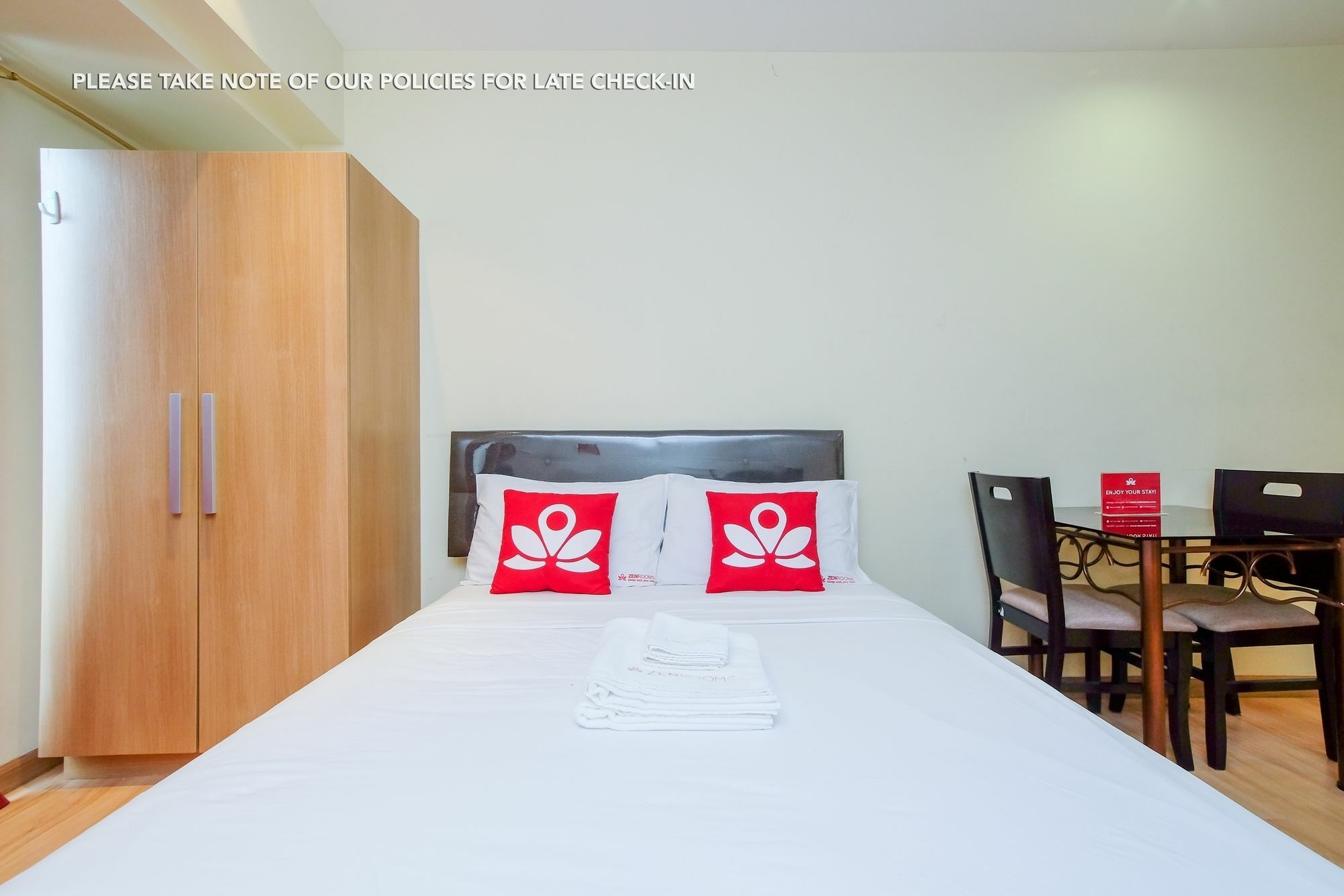 Zen Home Knightsbridge Residences Makati 마카티 외부 사진